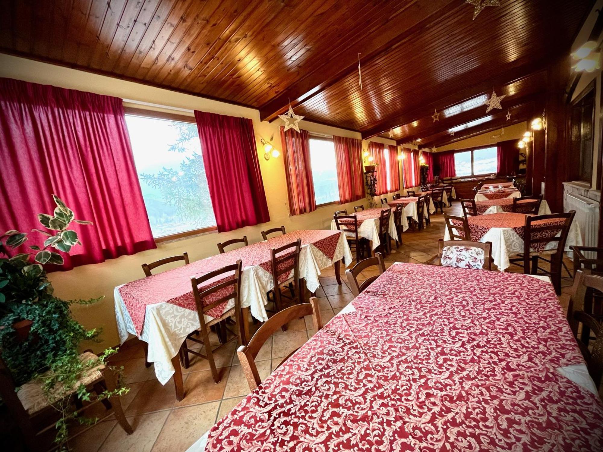 Hotel Pinguino Pescasseroli Zewnętrze zdjęcie